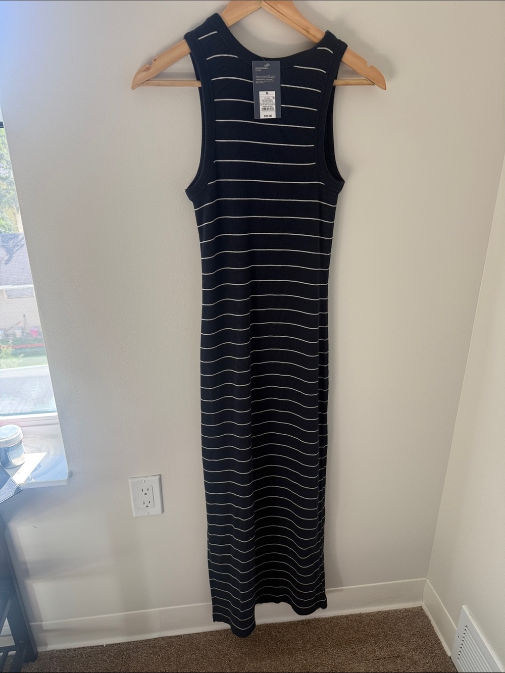 Universal Thread Black and White Striped Sleeveless Maxi Dress